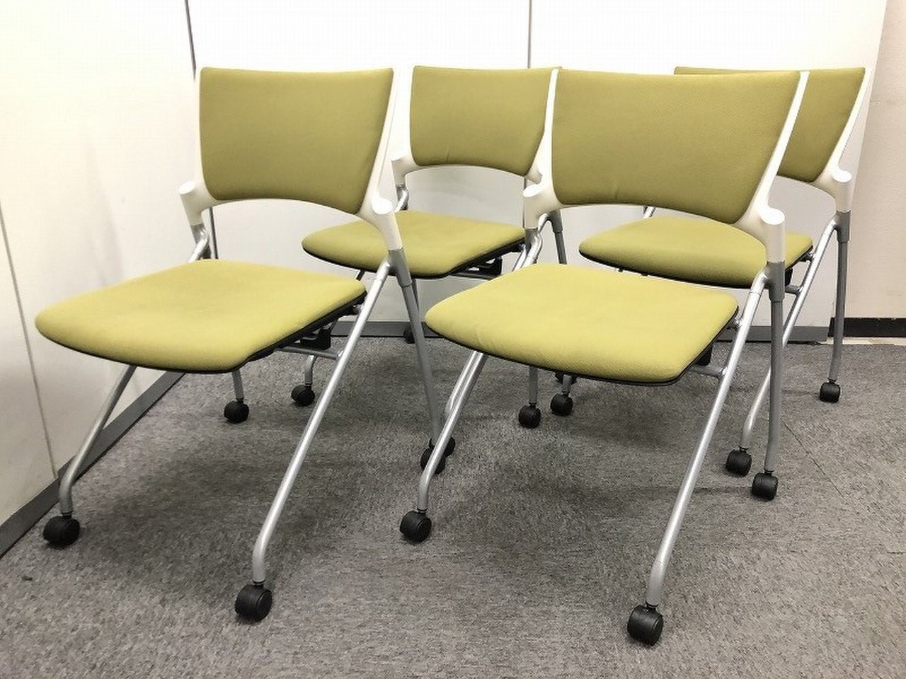 【4脚セット販売！！】マノスチェアは背中が楽になるミーティングチェアです！！
                        マノス 
                                    中古
            