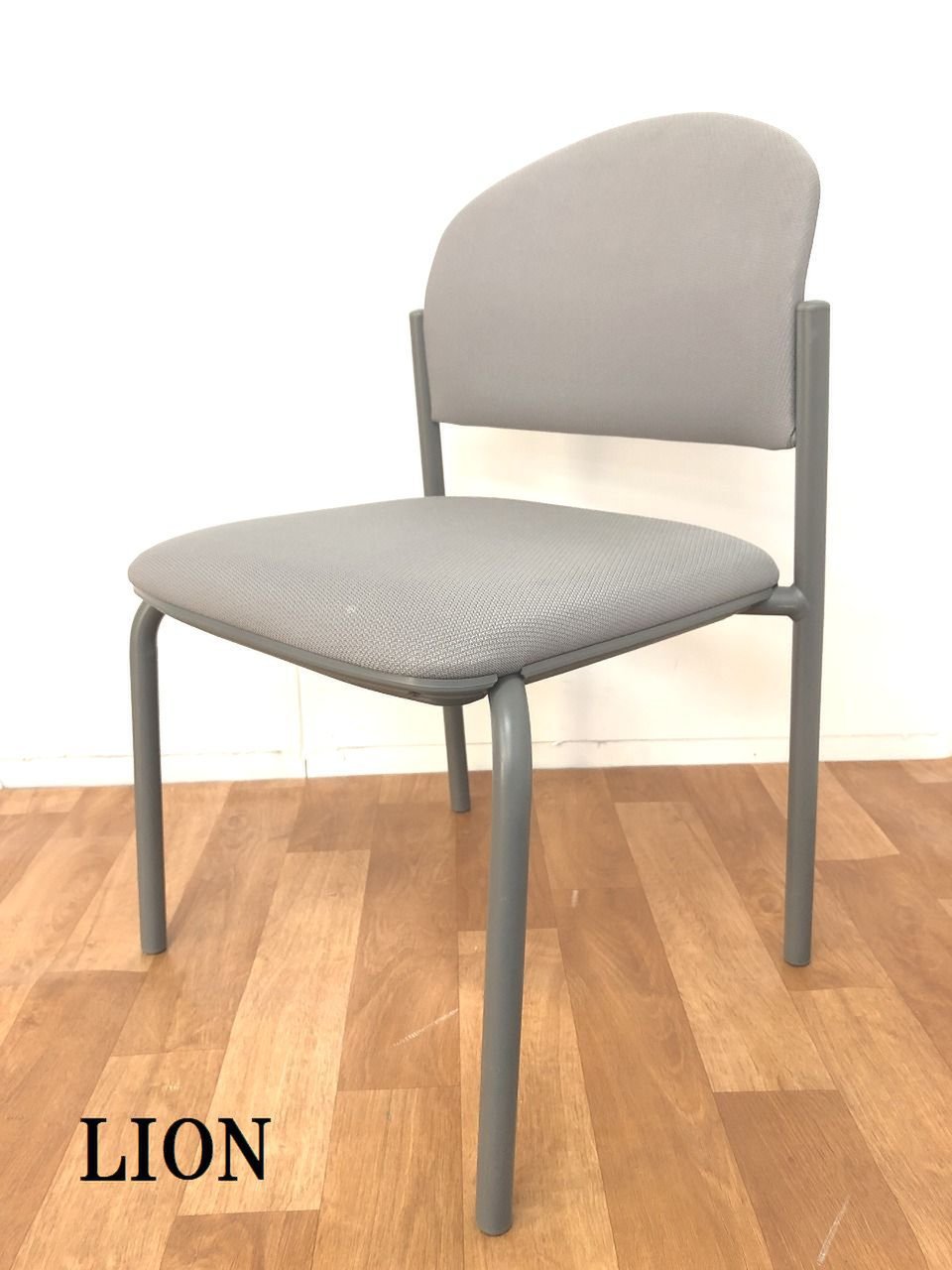 【シンプルで飽きのこないデザインと快適な座り心地！！】
                        その他シリーズ
                                    中古
            