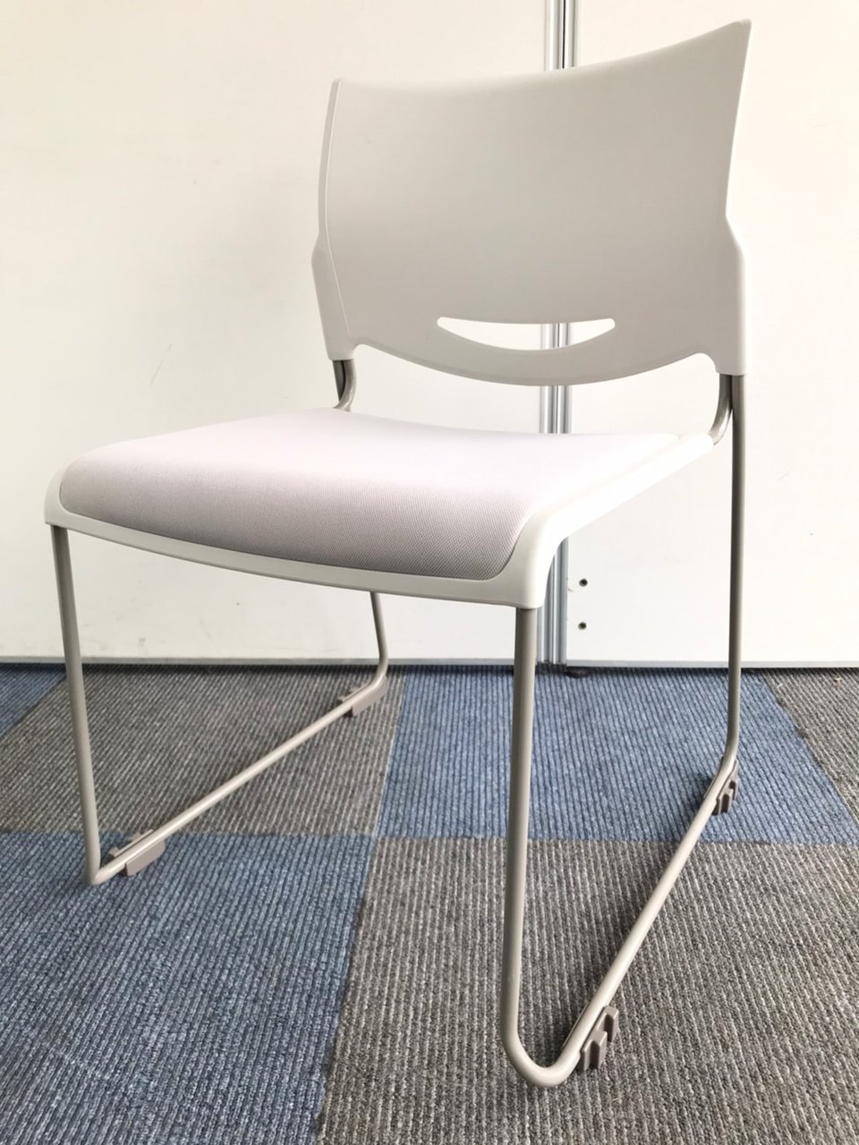 【限定2脚のみ特別価格】シンプルが一番！【グレー色のチェア】
                        MP-110シリーズ 
                                    中古
            