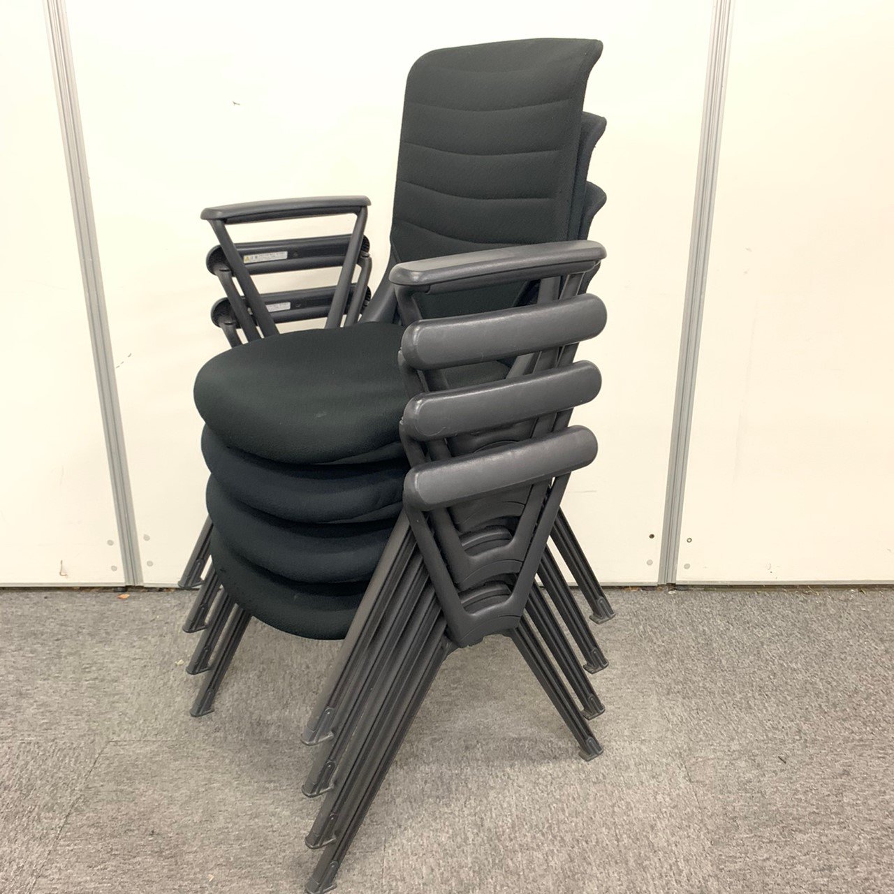 単品購入よりお買い得なセット販売！！【限定４セット】
                        その他シリーズ
                                    中古
            