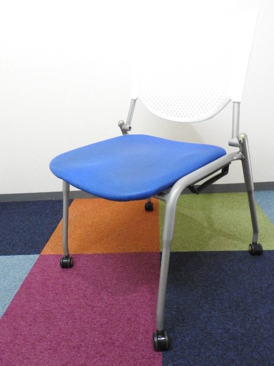 ◆重ねて収納、重ねて移動◆【RP】
                        プロスタック 
                                    中古
            