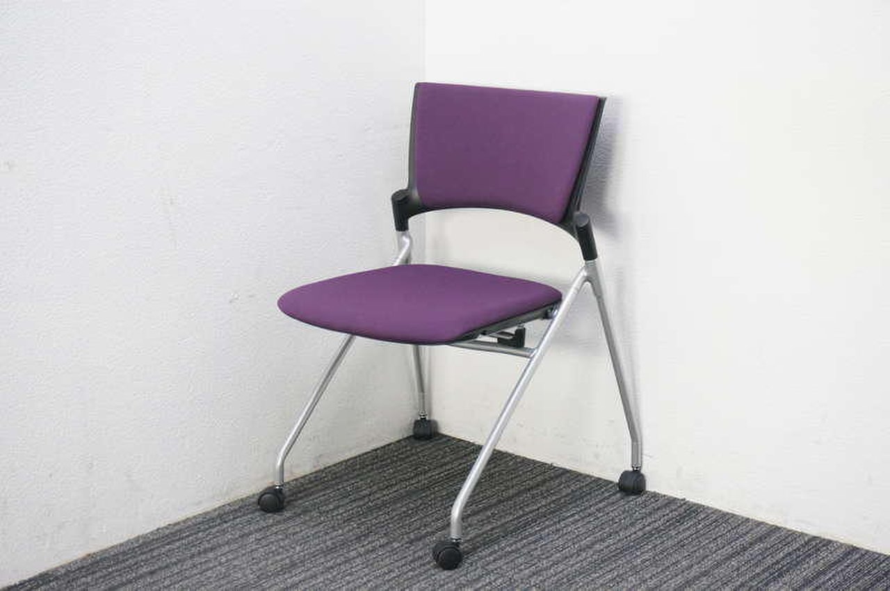 【レア】｜ミーティングチェア｜マノス｜キャスター付きで移動もらくらく！【地方倉庫在庫】【T1】
                        マノス 
                                    中古
            