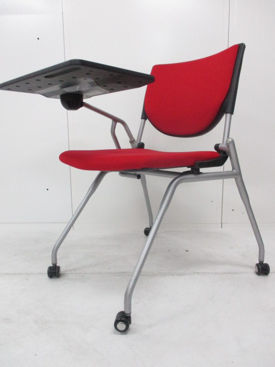 【在庫一掃セール品】これさえあればミーティングが出来ちゃいます!!■レッドカラー■ネスティング【J】
                        プロスタック
                                    中古
            