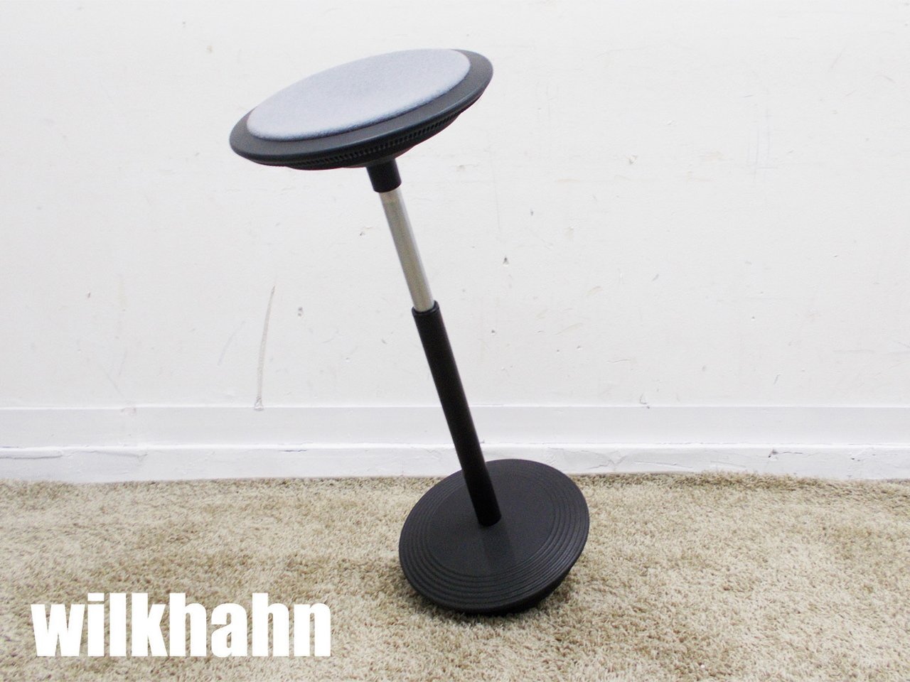wilkhahn/ウィルクハーン　Stitz/ステッツ　グレー　ハーフシーティングチェア
                        その他シリーズ
                                    中古
            