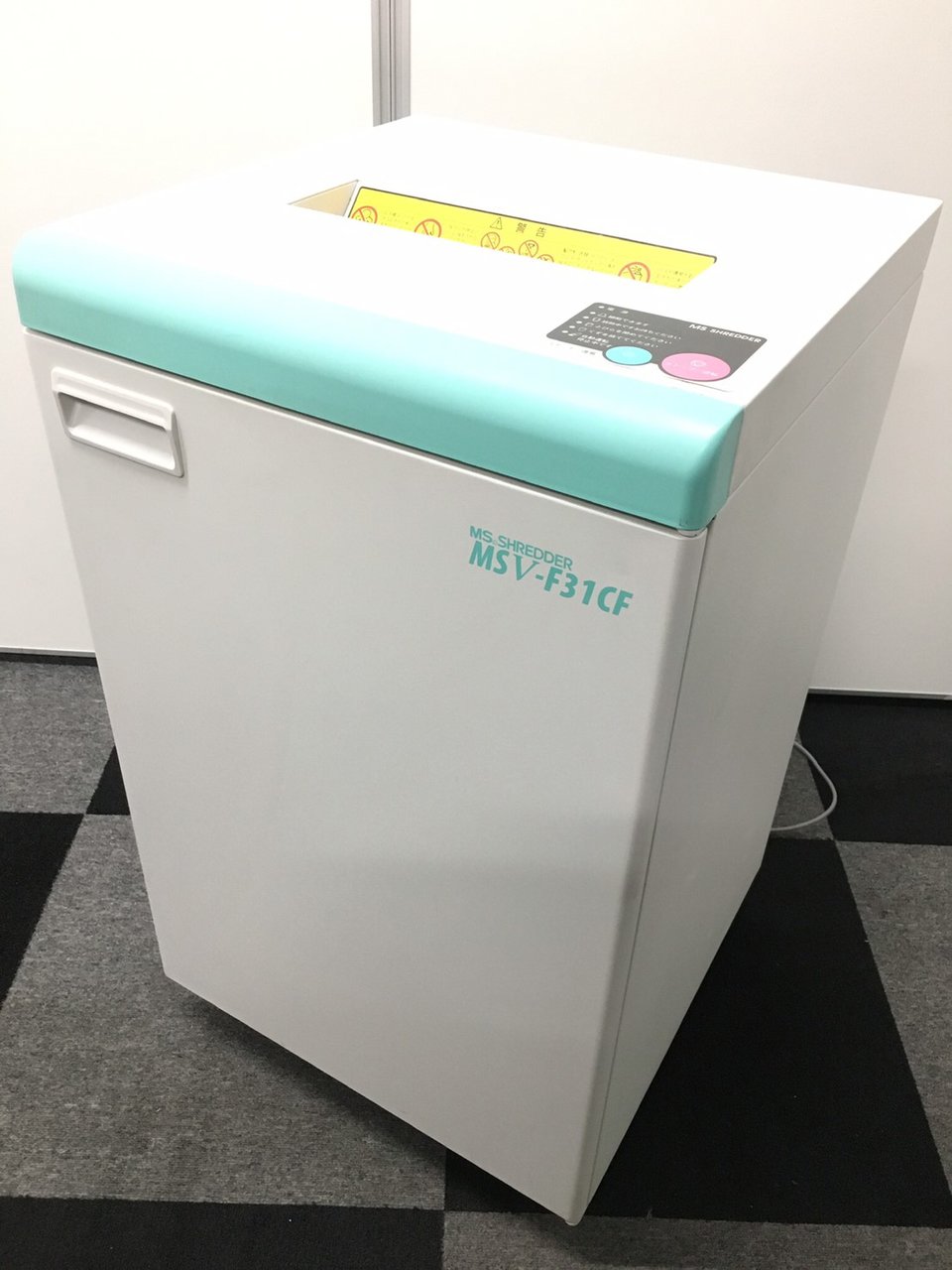 裁断片の写真載せてます！
紙屑を均してくれるファンプレス機能搭載！

                        MSシリーズ 
                                    中古
            