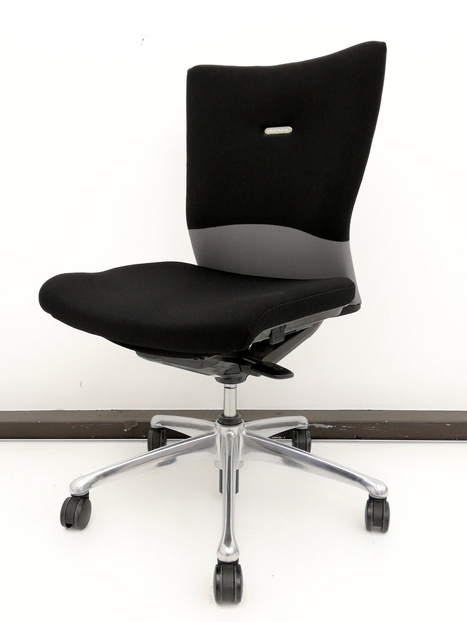 【3脚入荷】背もたれフィット感ナイス！◆オフィスワークを一日中サポート◆フィーゴチェア安心の国内メーカー製
                        フィーゴ 
                                    中古
            