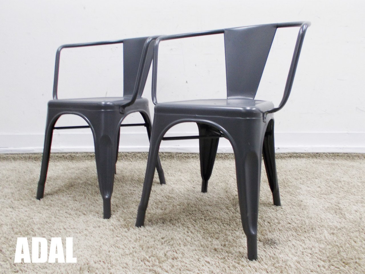 ADAL./アダル　ウェスティン アームチェア2脚セット　シルバー　ヴィンテージ風　インダストリアル
                        その他シリーズ
                                    中古
            