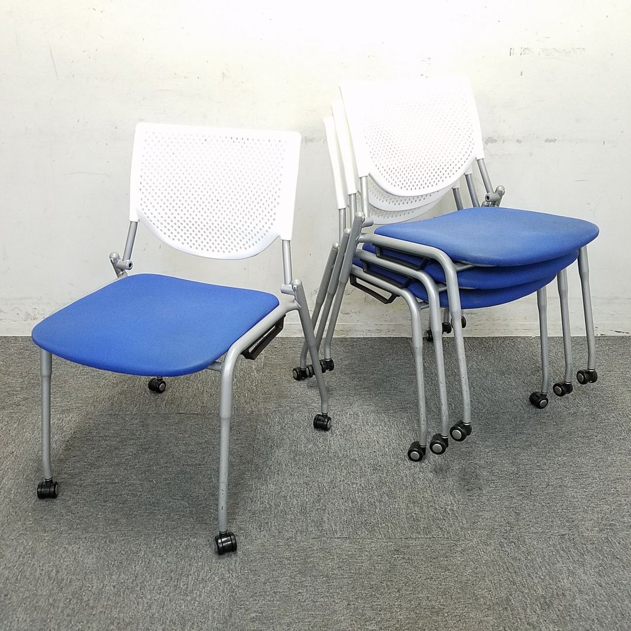 【7セット入荷】オカムラ定番のプロスタック入荷！中古　オフィス家具　チェア　会議用チェア　ミーティング
                        プロスタック 
                                    中古
            