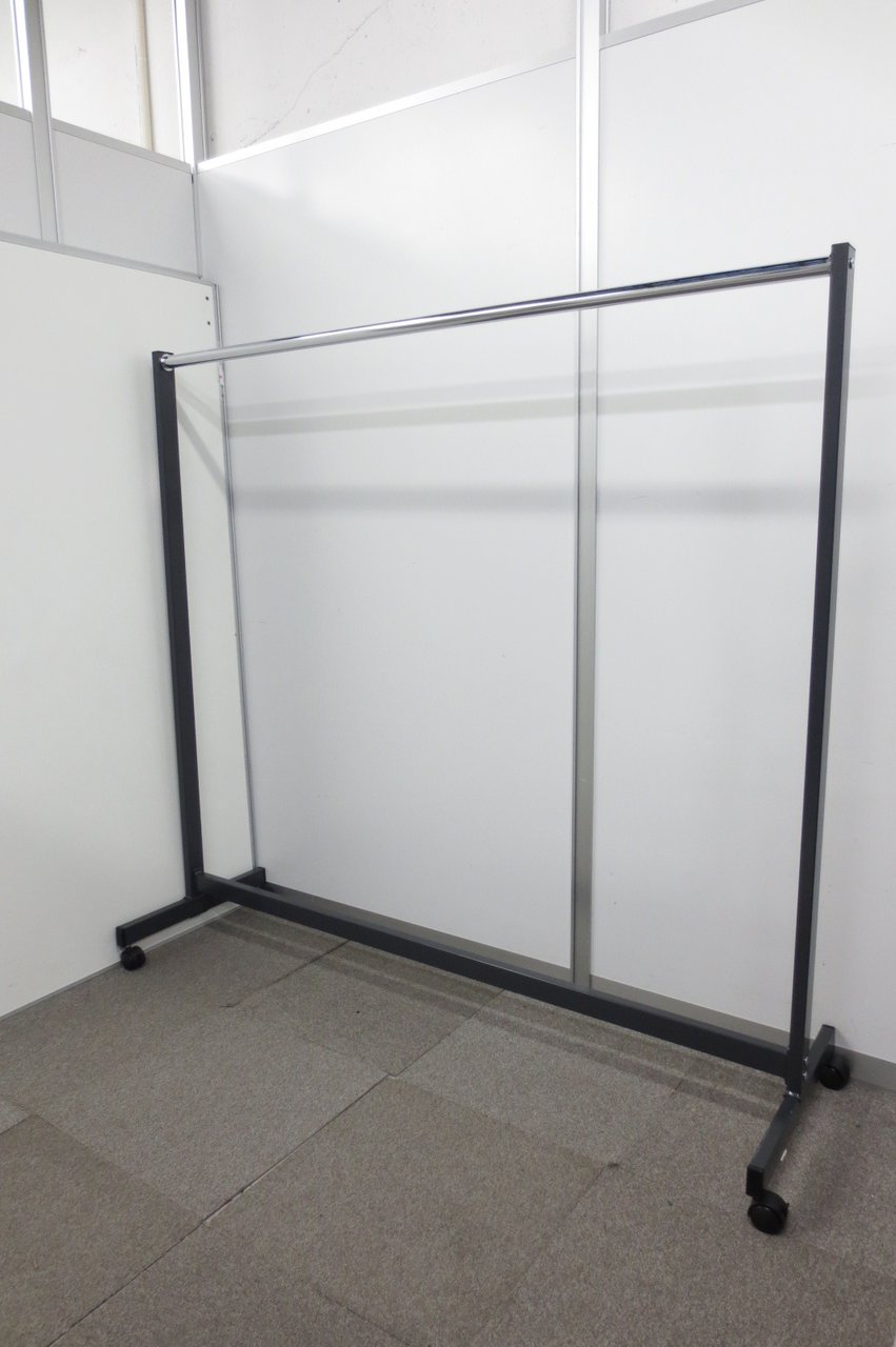 【持ち帰り可能】衣類を大容量収納
                        その他シリーズ
                                    中古
            