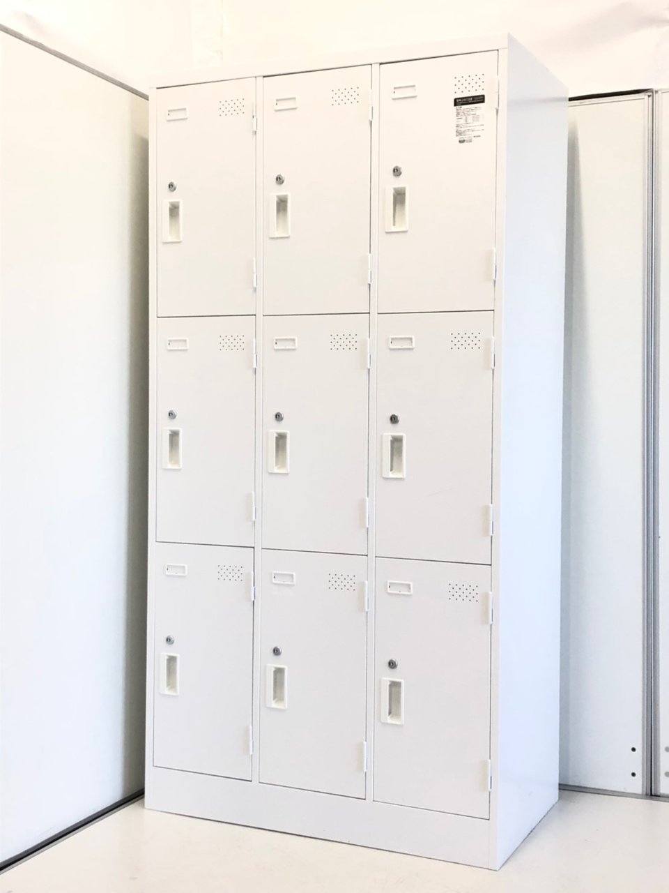 限定2台！清潔感抜群の白色家具！
                        LK
                                    中古
            