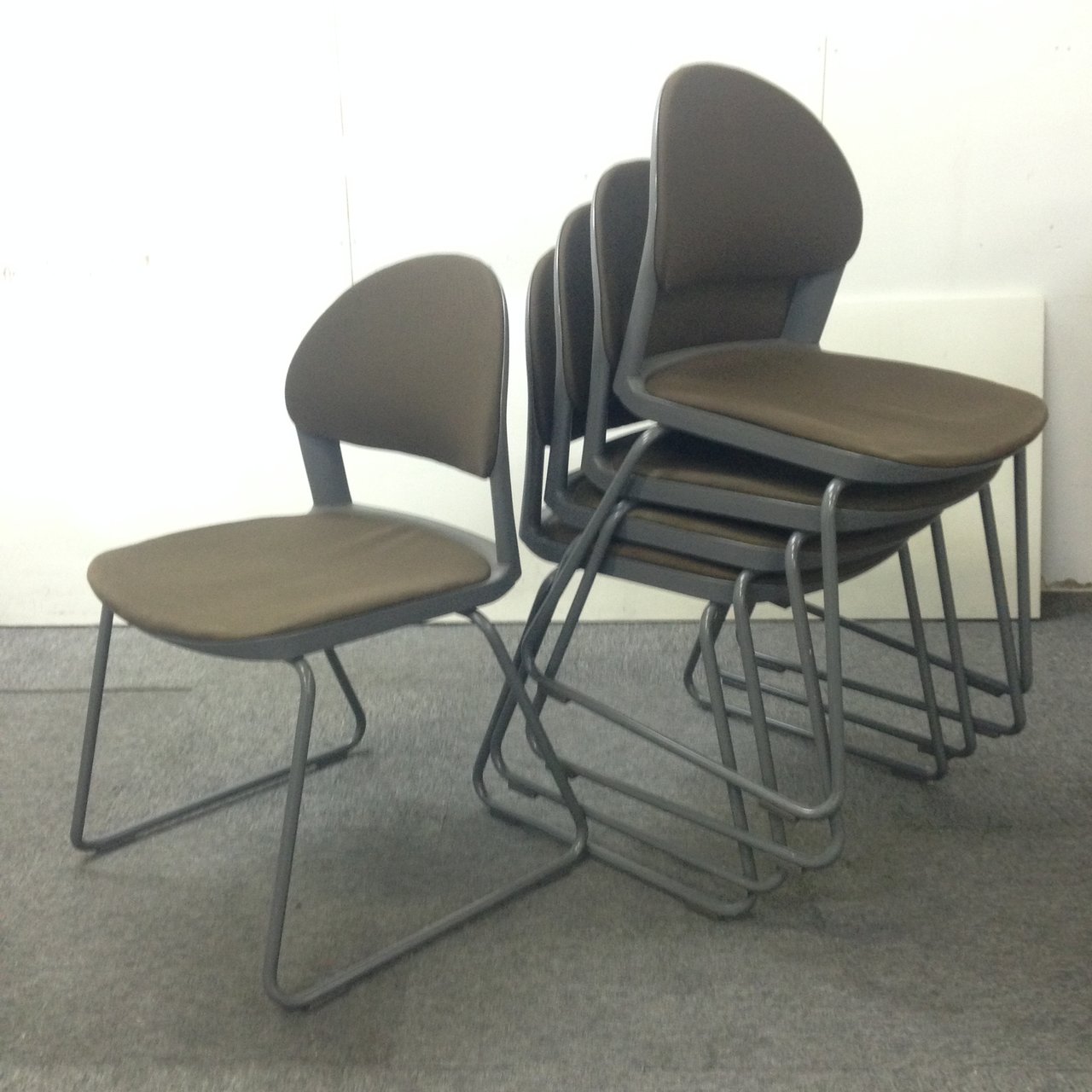 【5脚セット】セットでさらにお得！単品よりもさらにお安くなっております！
                        その他シリーズ
                                    中古
            