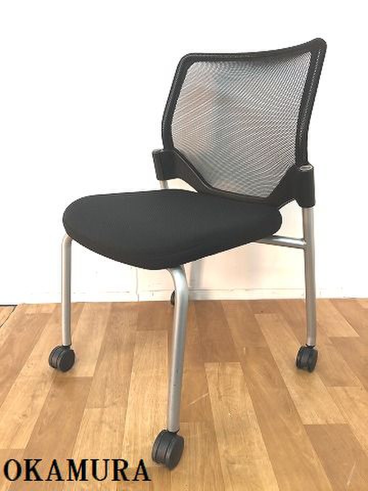 【背もたれメッシュでむれにくく快適な座り心地のミーティングチェアの入荷です！！】
                        エアリ 
                                    中古
            