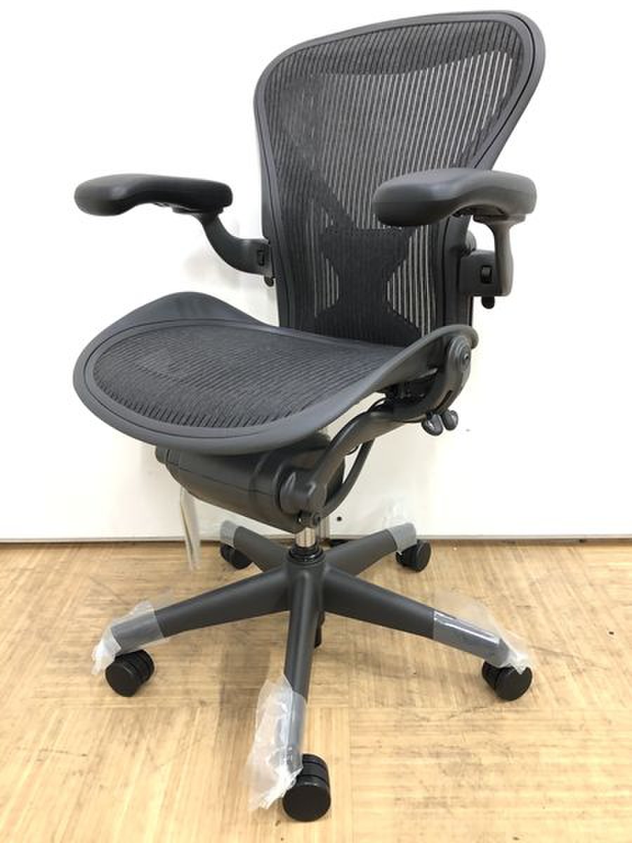 新古品 アーロンチェア ポスチャー フル装備 Herman Miller ハーマンミラー 肘付ハイバックチェア 2740 名古屋本店 中古オフィス家具ならオフィスバスターズ