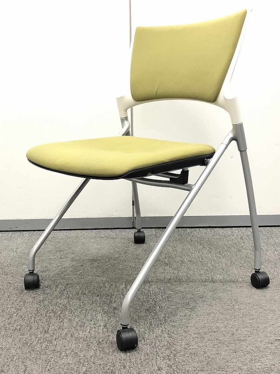 【大人気！】
                        マノス 
                                    中古
            