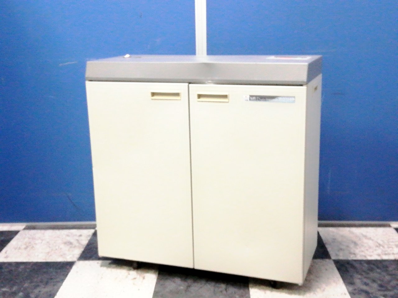 【おつとめ品】正面に凹みがあるため、安い！セキュリティ強化アップに！裁断機能は問題なく行えます！
                        MSシリーズ 
                                    中古
            