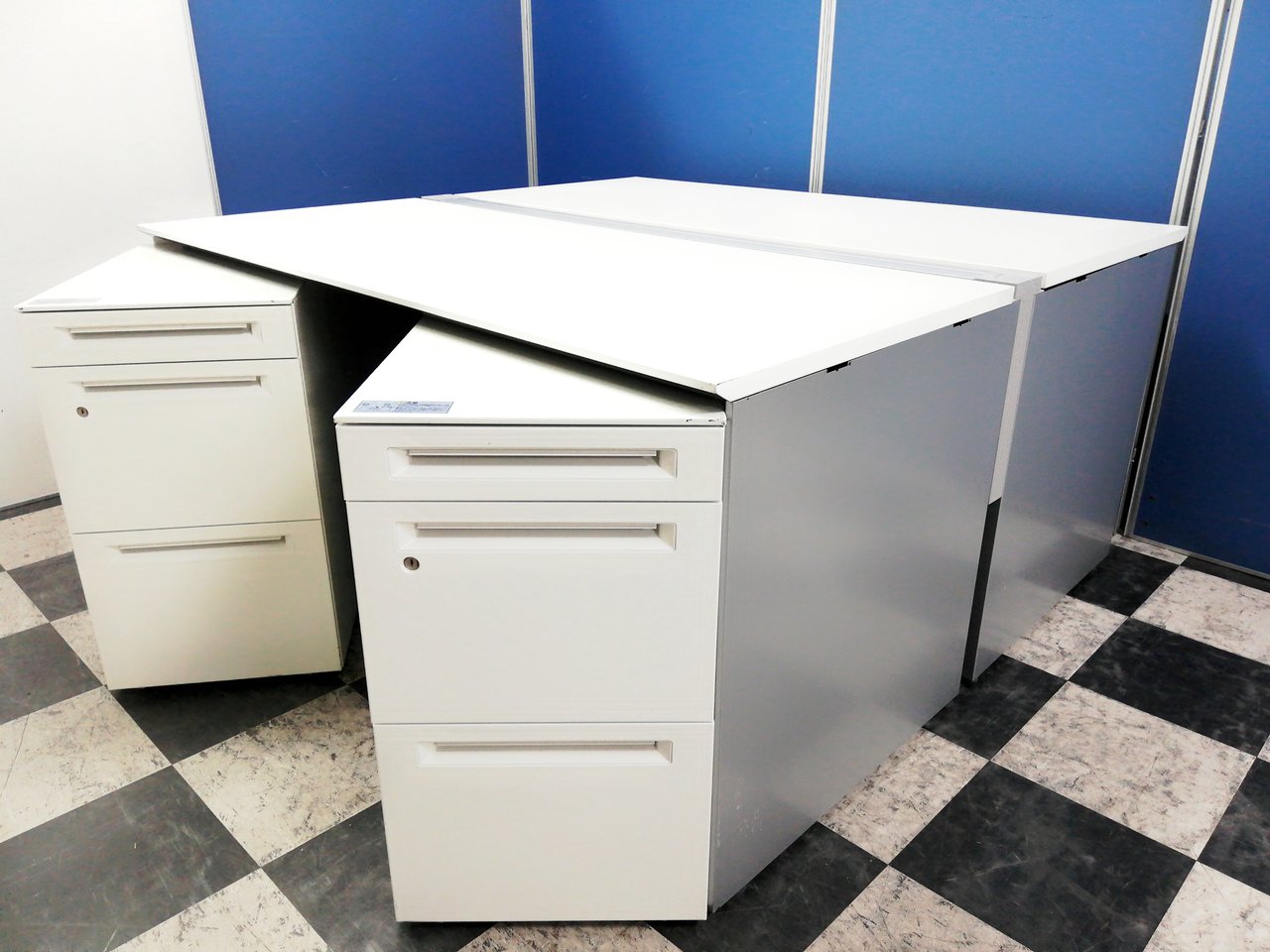 新品定価50万円以上がやすい！人気のフリーアドレスデスク　企業など最初の導入にオススメです
                        ワークヴィスタ 
                                    中古
            