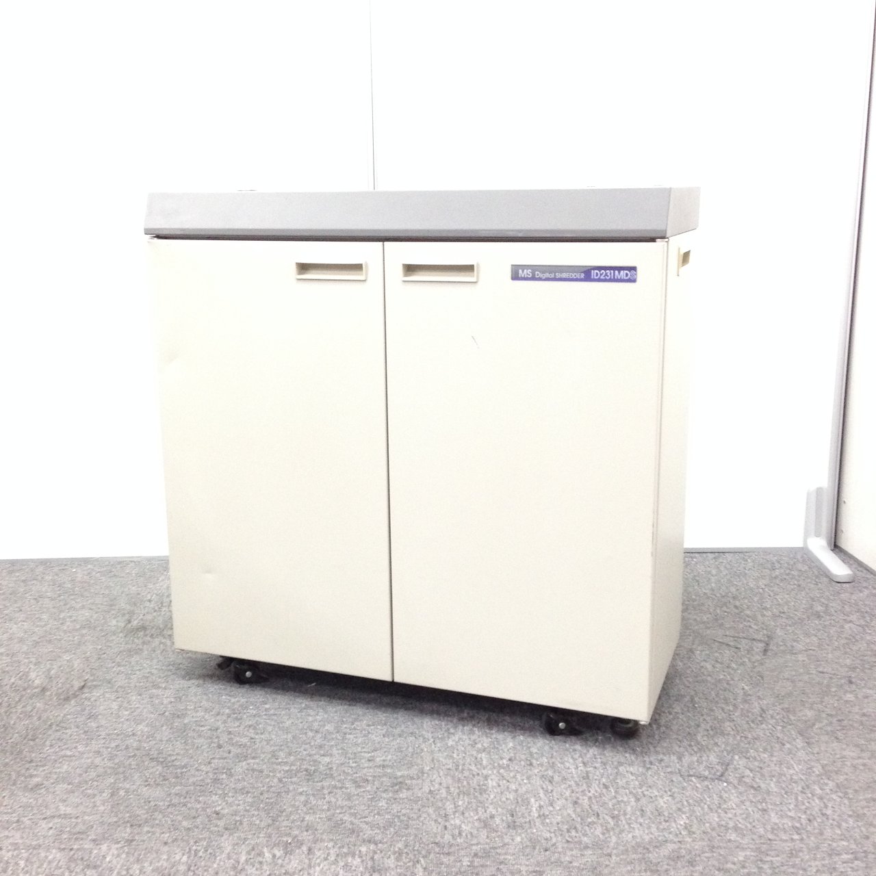 【コンパクトサイズ 業務用】シュレッダー入荷いたしました！
                        IDシリーズ 
                                    中古
            