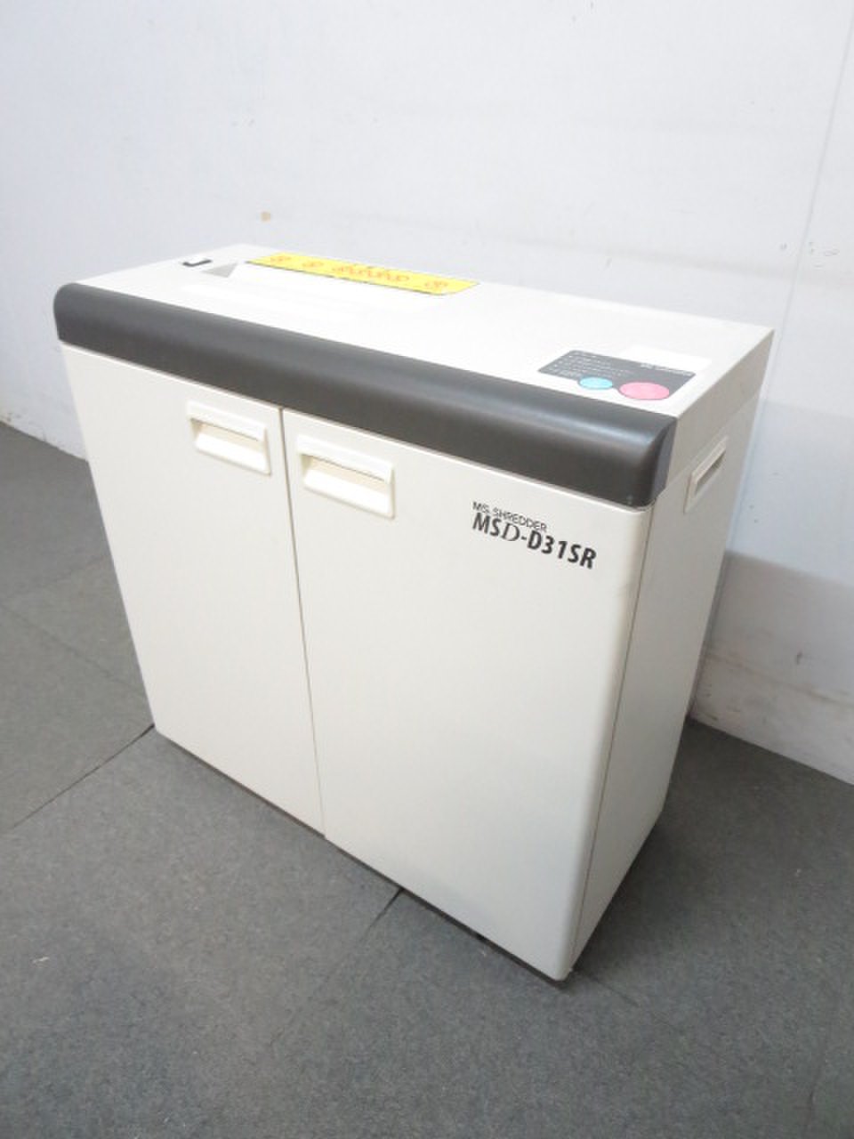 【即完売必至！1台限定特価！】■【パワフルな処理能力と優れた省エネを実現！】最大細断枚数22枚！　MSシュレッダー　MSD-D31SR【D】
                        MSシリーズ
                                    中古
            