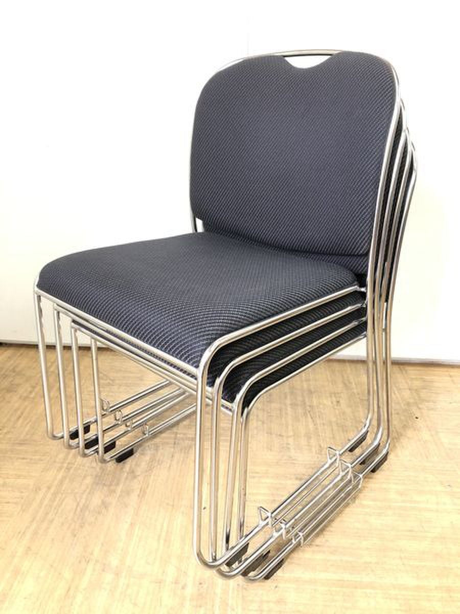 【お得な4脚セット】ブラックカラーのシンプルなスタッキングチェア【大量入荷】
                        その他シリーズ
                                    中古
            
