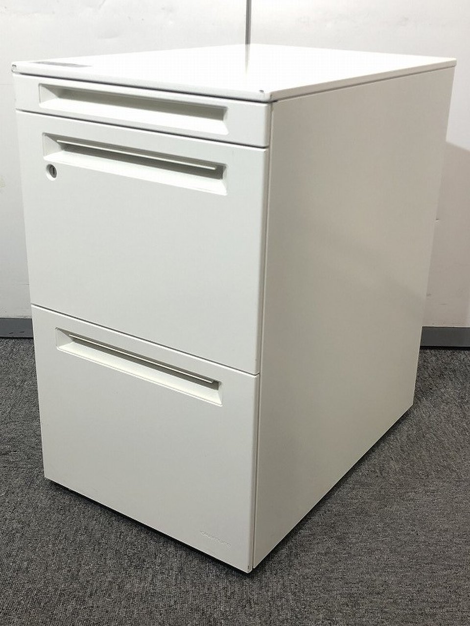 【ロット入荷！！】フリーアドレス用のワゴンが入荷！！【ホワイトカラー】
                        プロユニット 
                                    中古
            