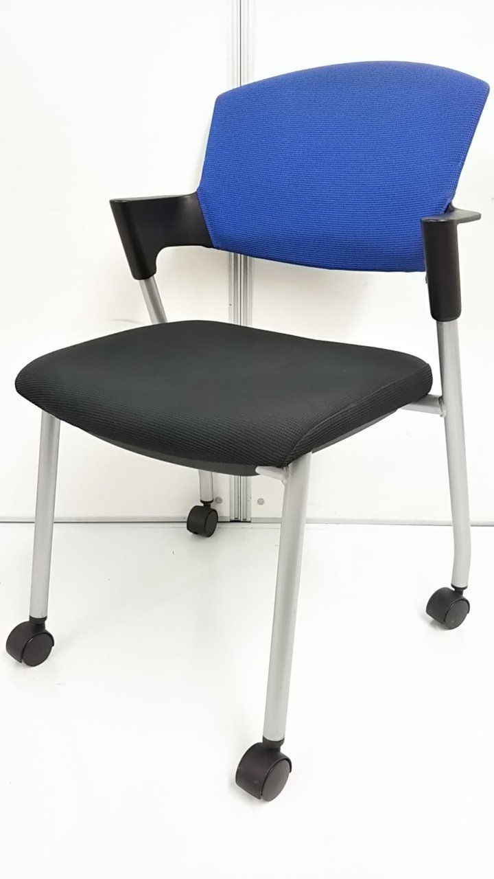 【長く使い続けること、長時間でも快適な座り心地を実現】グッドデザイン賞受賞商品
                        プロッティ（キャスター付） 
                                    中古
            