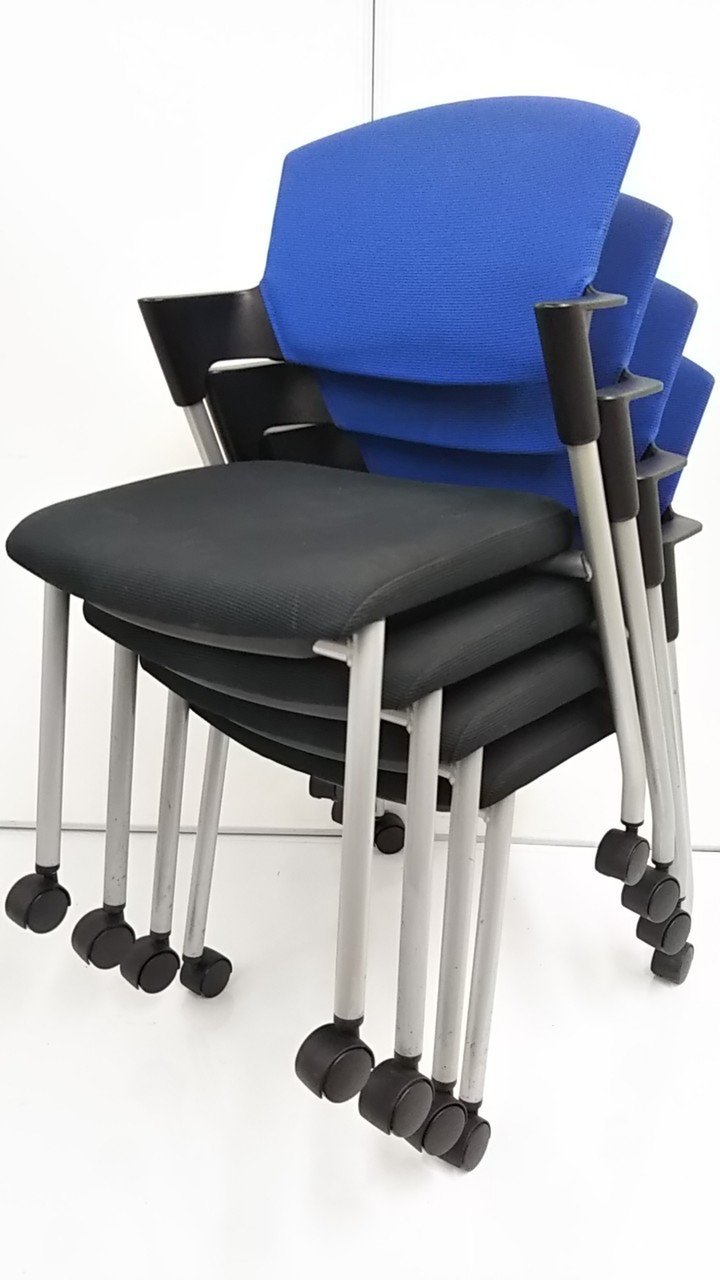 【4脚セットで販売！】コクヨ製　プロッティチェア　キャスター付きで移動が楽です！
                        プロッティ（キャスター付） 
                                    中古
            