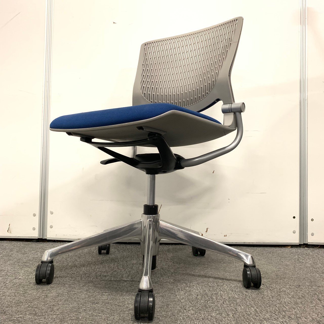 【大人気のシリーズが遂に入荷！！】オカムラ製｜グラータシリーズ！！　限定1台☆
                        グラータ 
                                    中古
            