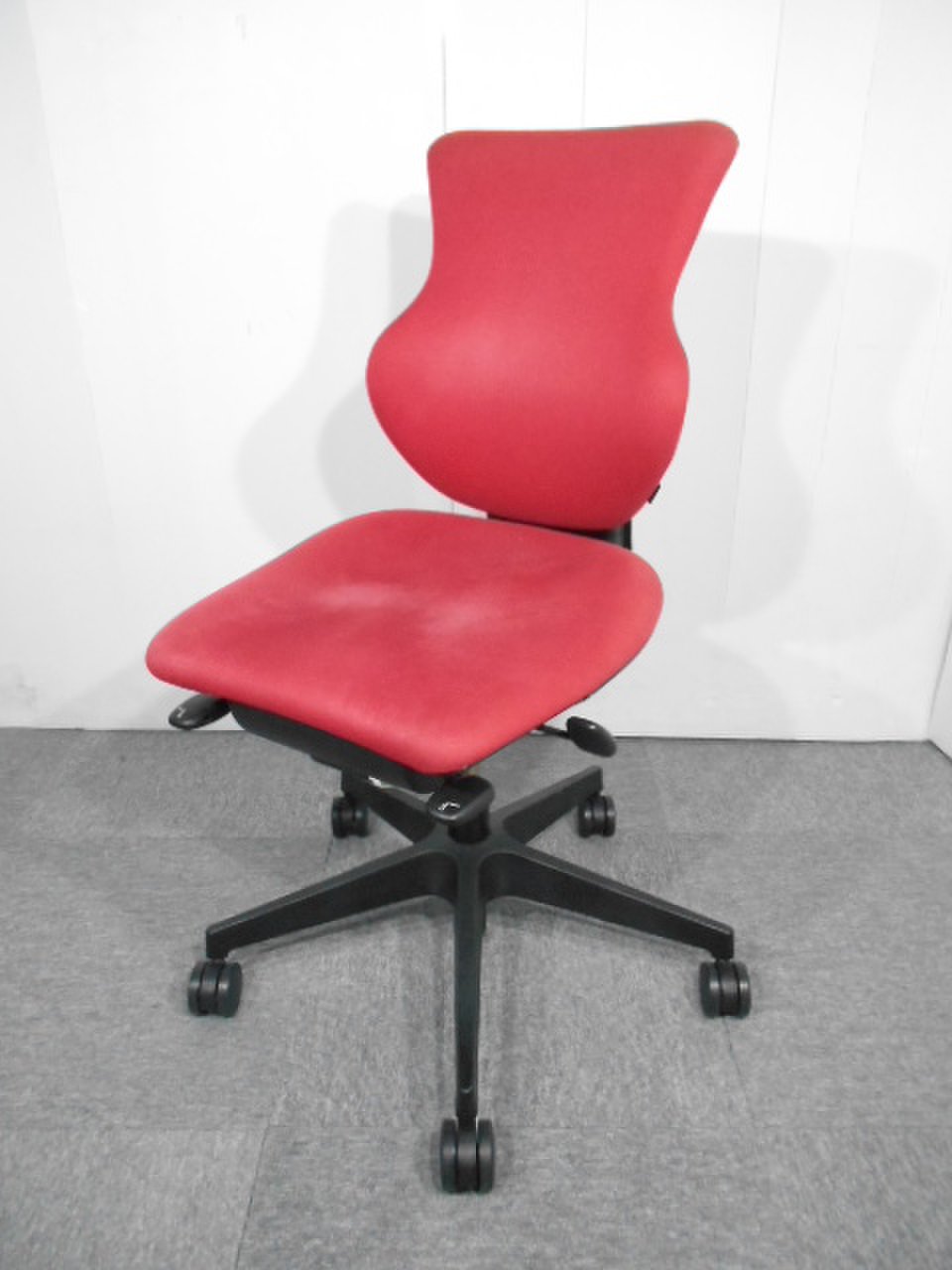 中古】カシコチェア KE-340GJ-T1M4 イトーキ/ITOKI 肘無ロー