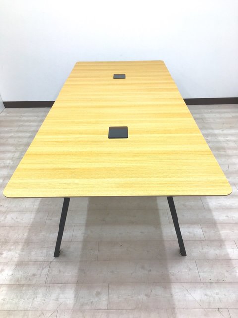 【新古品】 DI-T121OE NA プラス/PLUS ミーティングテーブル（会議机） 277802