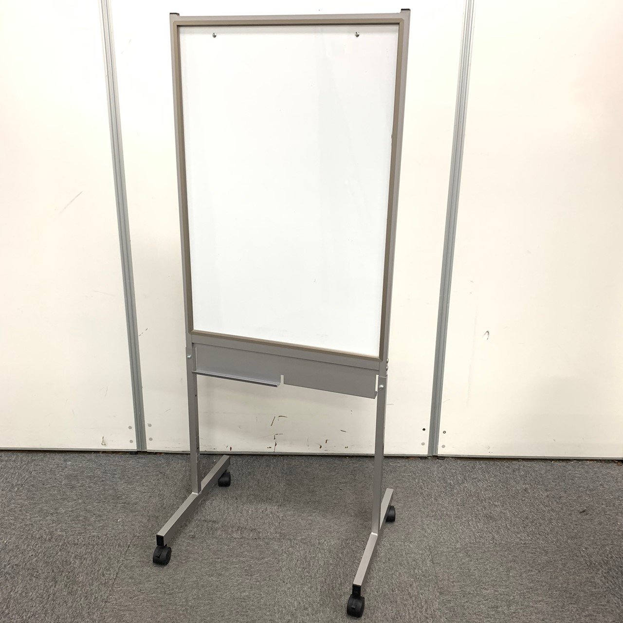 【1台限定】自立型ホワイトボード（両面タイプ）
                        その他シリーズ
                                    中古
            