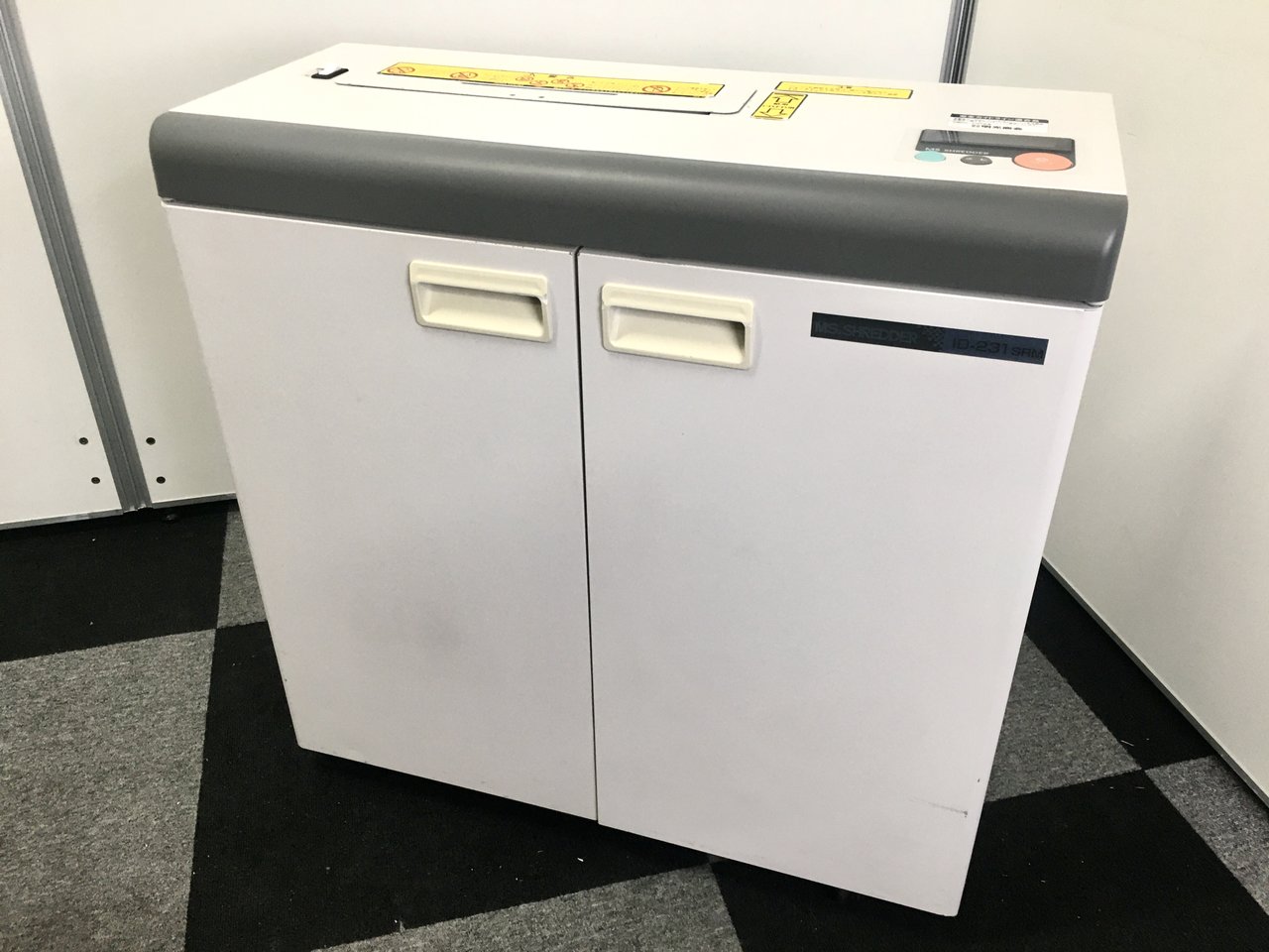 コンパクトな長方形タイプで使いやすい
                        IDシリーズ 
                                    中古
            