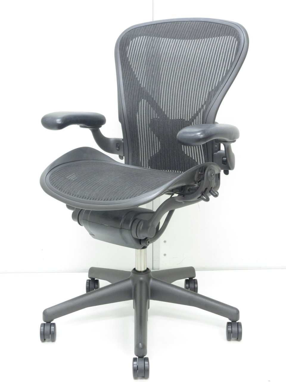 GMFF58○Herman Miller / ハーマンミラー AERON アー-