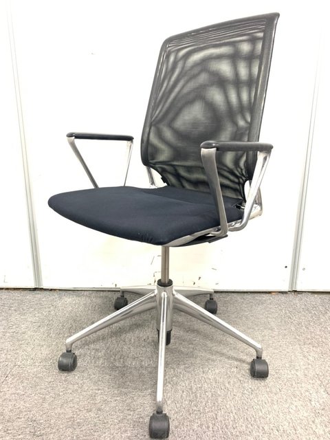 中古】メダチェア vitra/ヴィトラ 肘付ハイバックチェア 279179