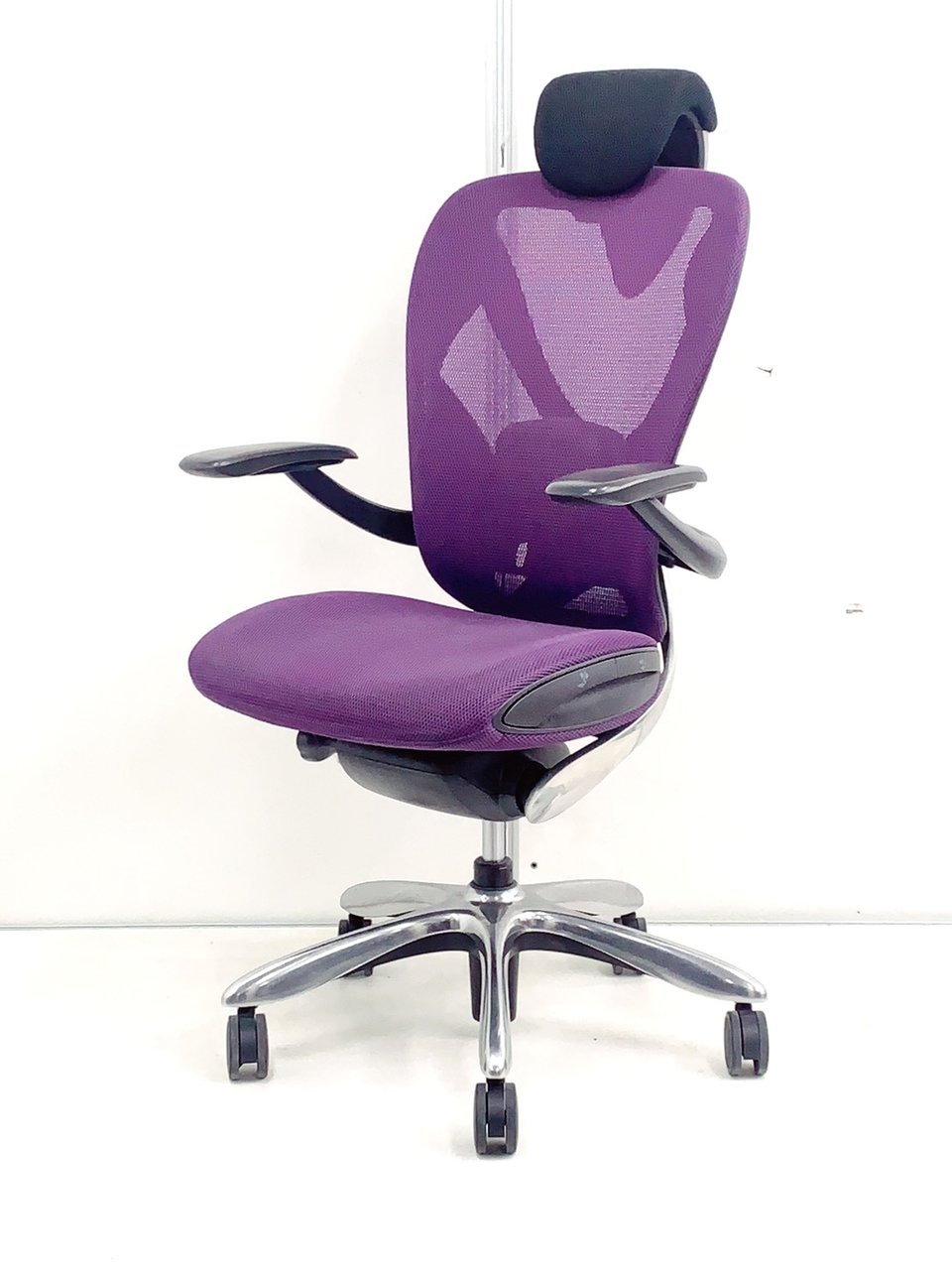 【1脚限定！】長時間のデスクワークにおすすめ！イナバ製　エクセア（Xair）珍しいパープル色！
                        Xair
                                    中古
            