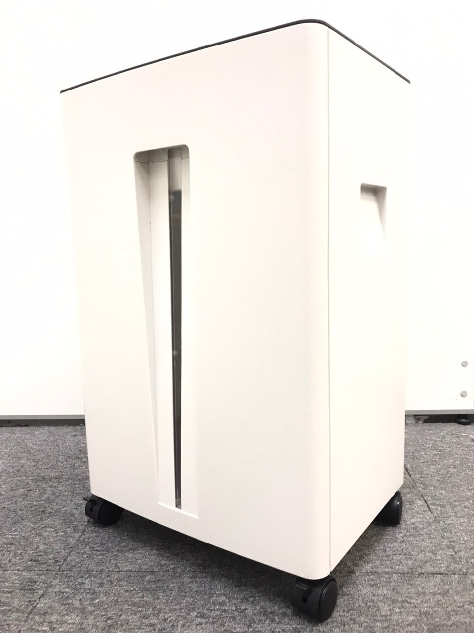 【ロット入荷】新古品｜シュレッダー｜細断寸法：1ｘ5mmマイクロカット方式｜NPS750
                        その他
                                    新品
            