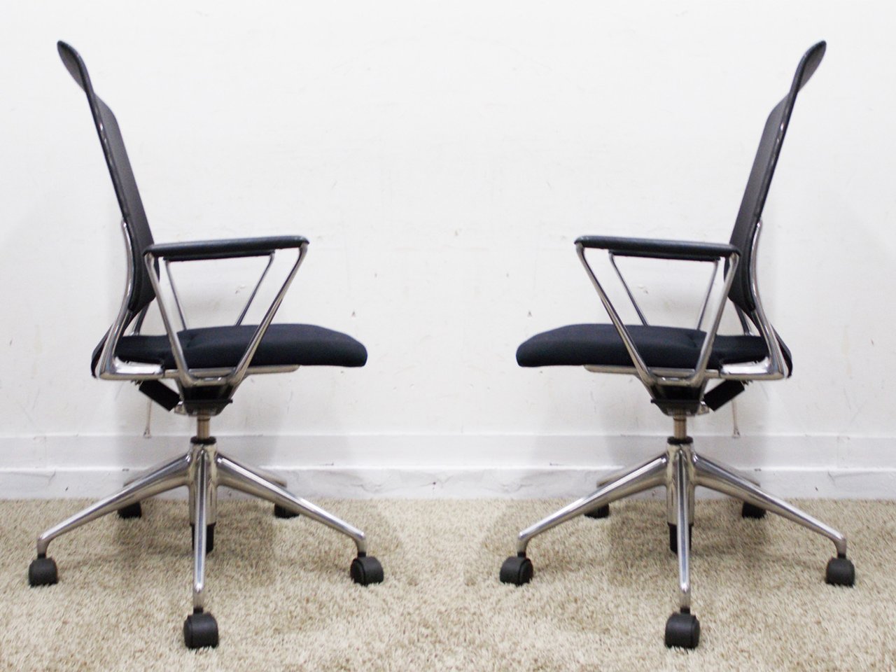 中古】メダチェア vitra/ヴィトラ 肘付ハイバックチェア 280200