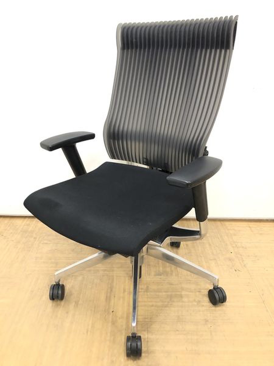 【特殊樹脂の背もたれ+高性能】肘付きハイバックチェア【テレワーク(在宅ワーク・リモートワーク)にオススメ】
                        スピーナ（エラストマー） 
                                    中古
            