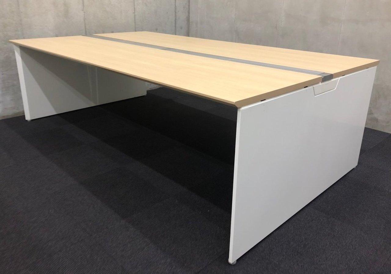 【¥57,600→¥39,800】限定1台！オカムラ（okamura）プロユニットフリーウェイ (ProUnit Freeway)　フリアドデスク　幅2400㎜／色：ナチュラル（ネオウッドライト）／4名様推奨【β03】
                        プロユニットフリーウェイ 
                                    中古
            