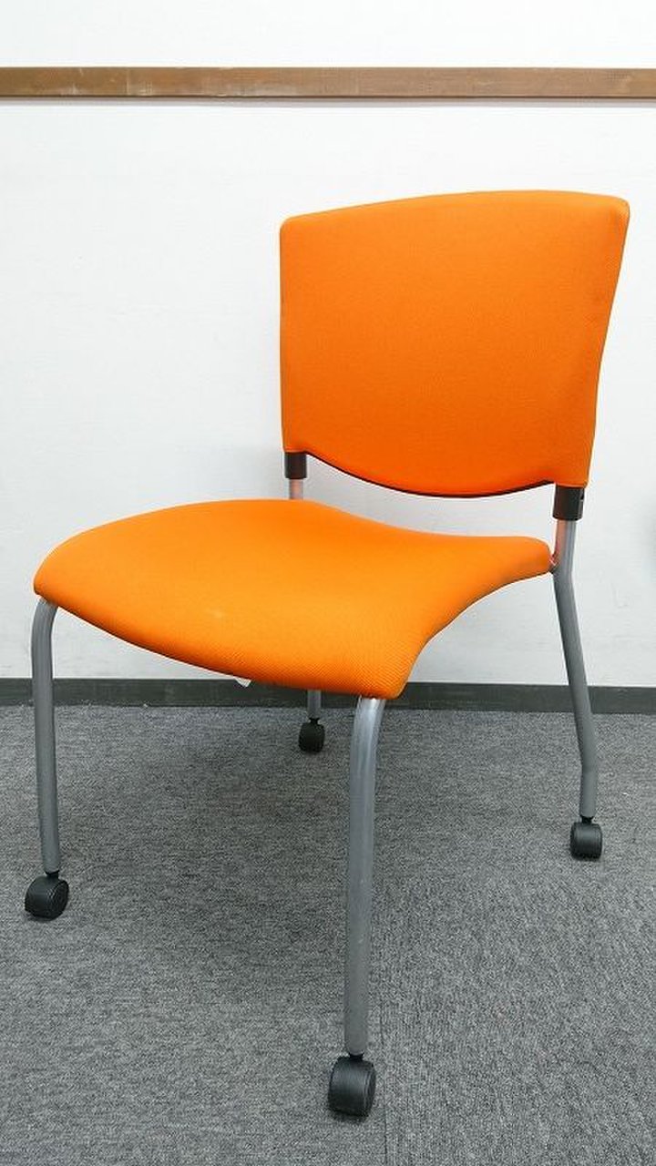 【在庫入替の為お安く！】｜スタッキングチェア｜オレンジ｜会議の場にオススメ
                        その他シリーズ
                                    中古
            