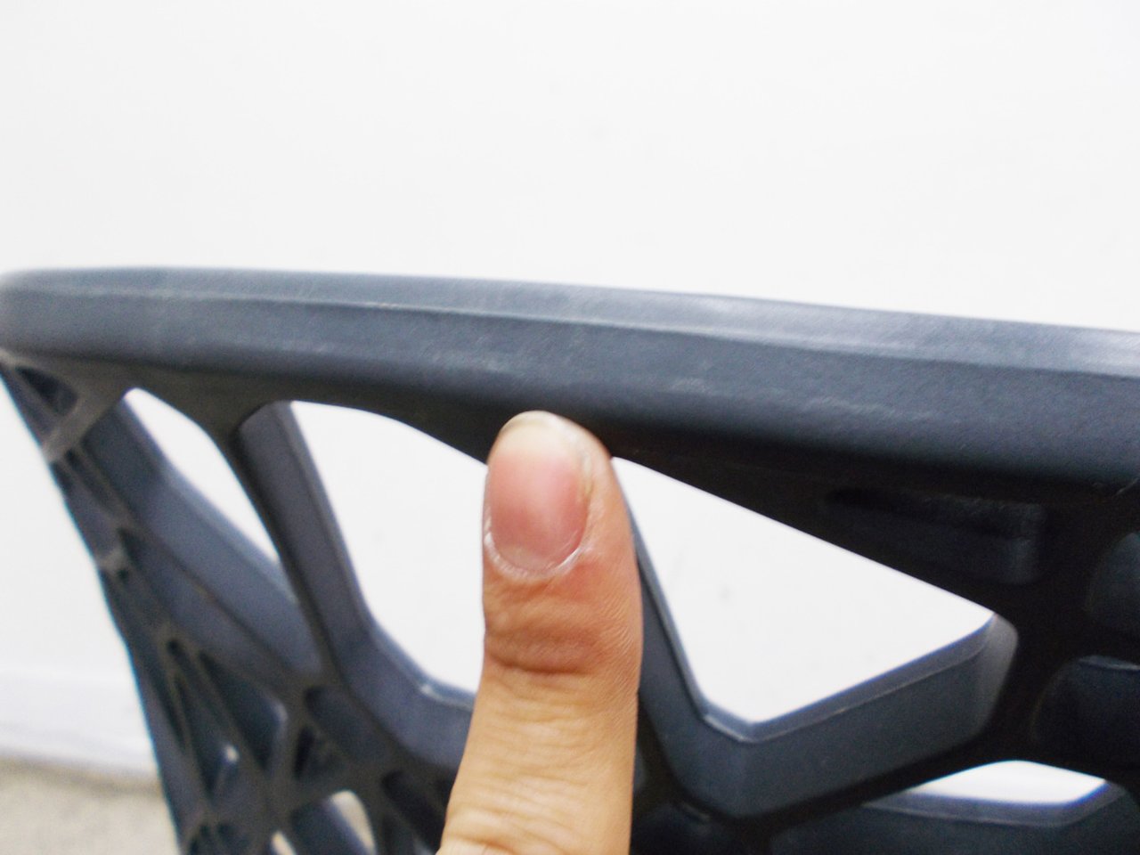 中古】ネット CRASSEVIG/クラスヴィッグ スタッキングチェア