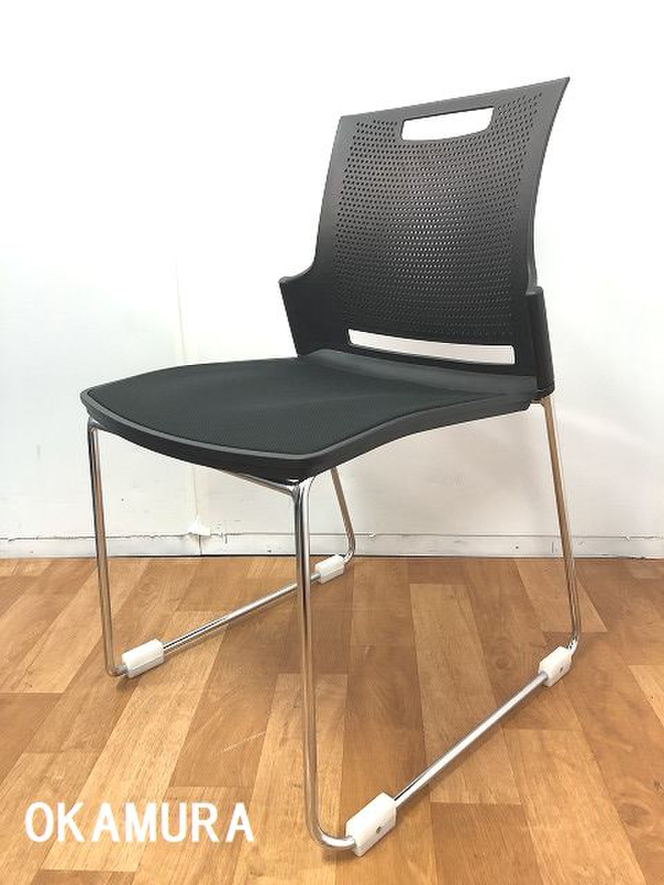 【長時間の打ち合わせも快適スタッキングチェア！！】
                        スカラールフト 
                                    中古
            