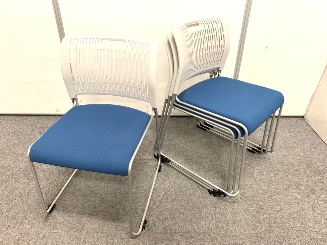 お買い得４脚セット！　ナイキ製｜ブルー　【限定1セット】
                        その他シリーズ
                                    中古
            