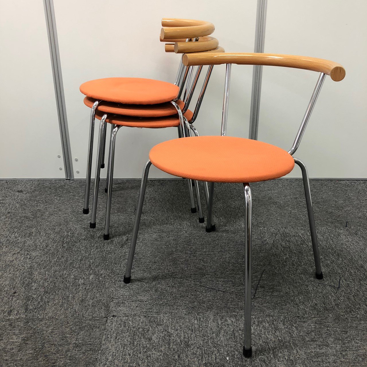 【4脚セット価格！是非この機会に！】コスパ抜群！オシャレな空間にぴったりなチェア！ロット入荷の為、数揃います！
                        イートインシリーズ 
                                    中古
            