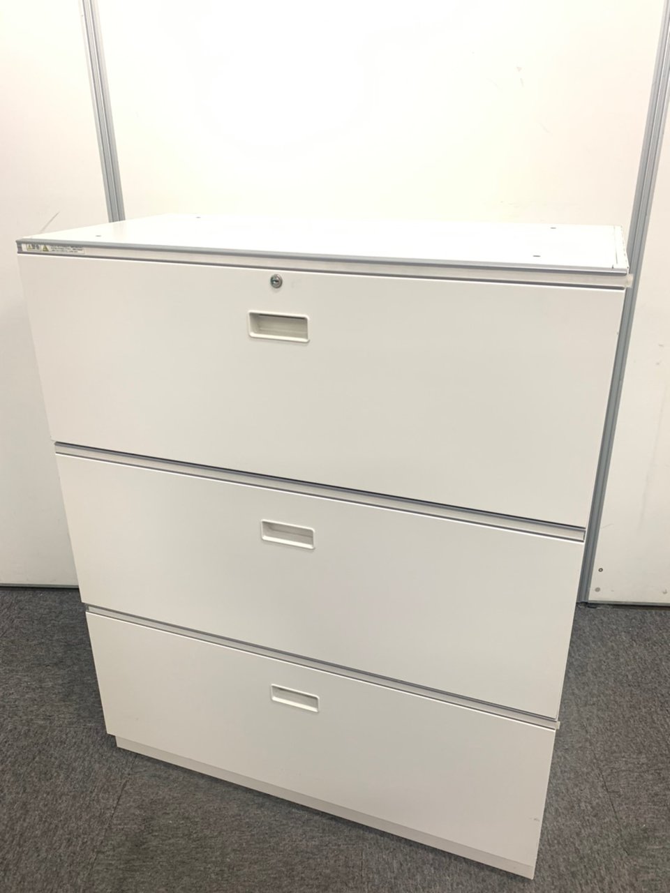 【限定４台！】イトーキ製｜シンライン｜ホワイト　状態良好☆
                        シンライン 
                                    中古
            