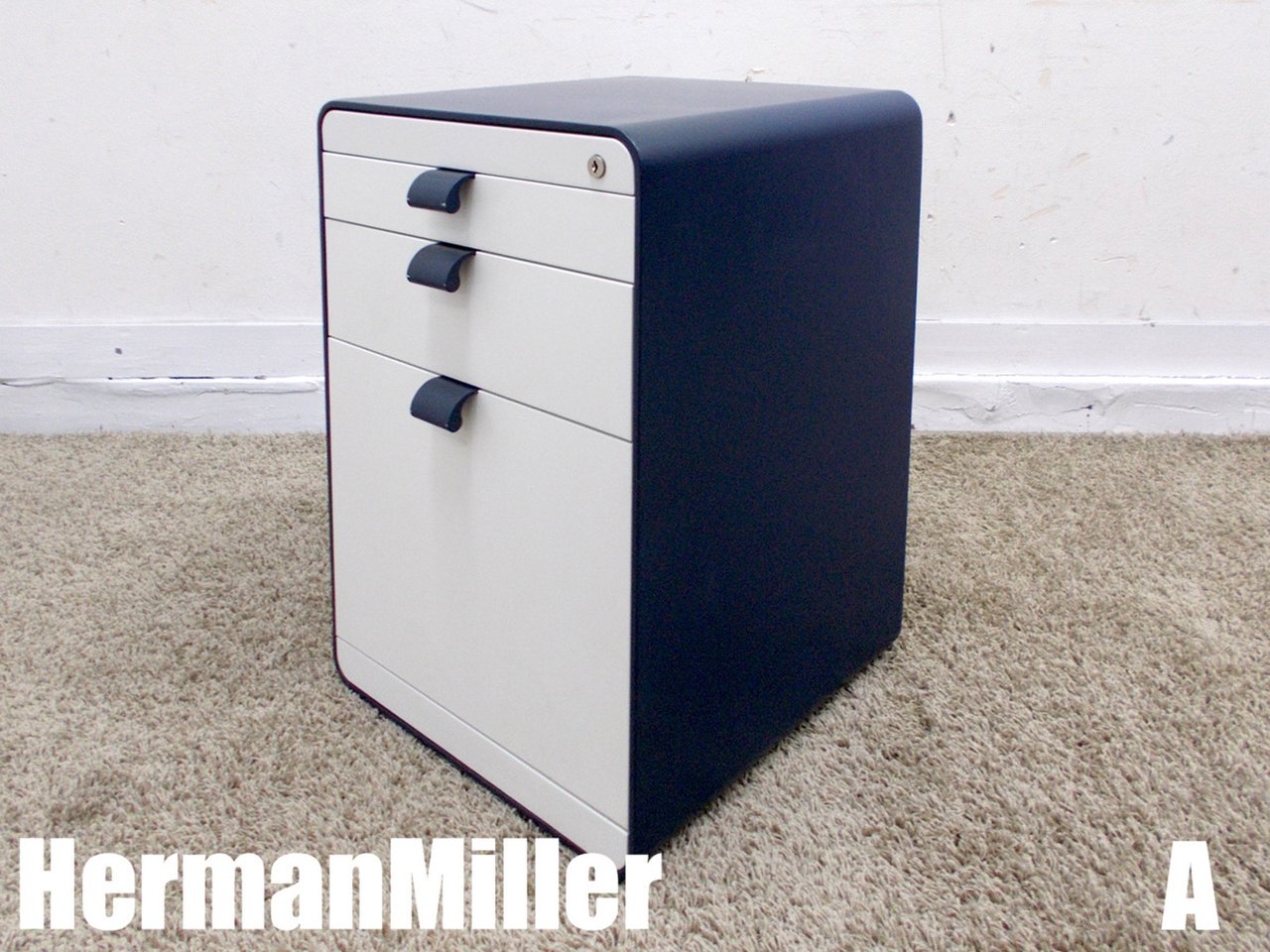 【中古】 Herman Miller/ハーマンミラー ワゴン3段 283953 - 中古