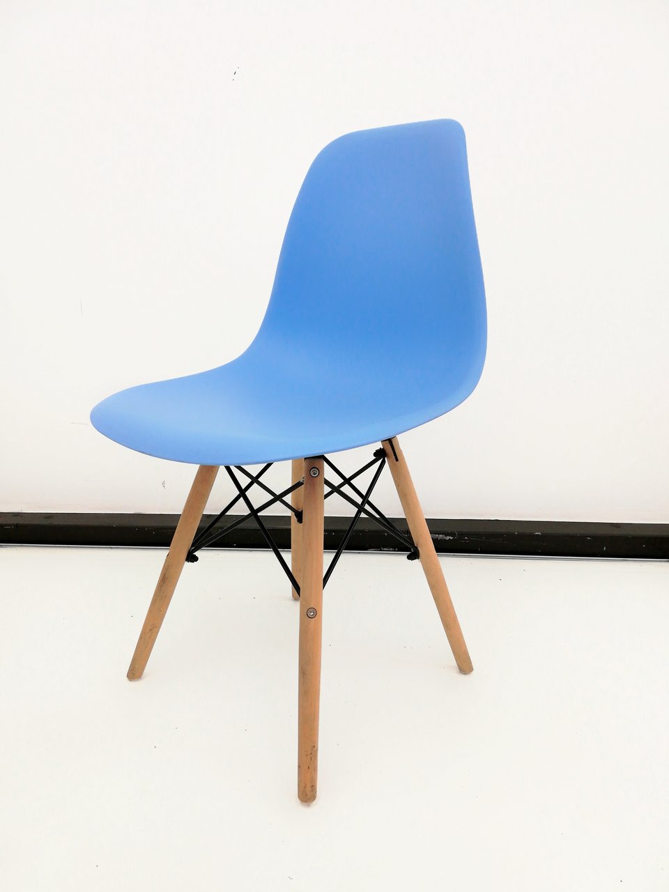 【イームズ/シェルチェアにそっくり！】コスト重視でお洒落家具を手に入れたい方に！
                        その他シリーズ
                                    中古
            