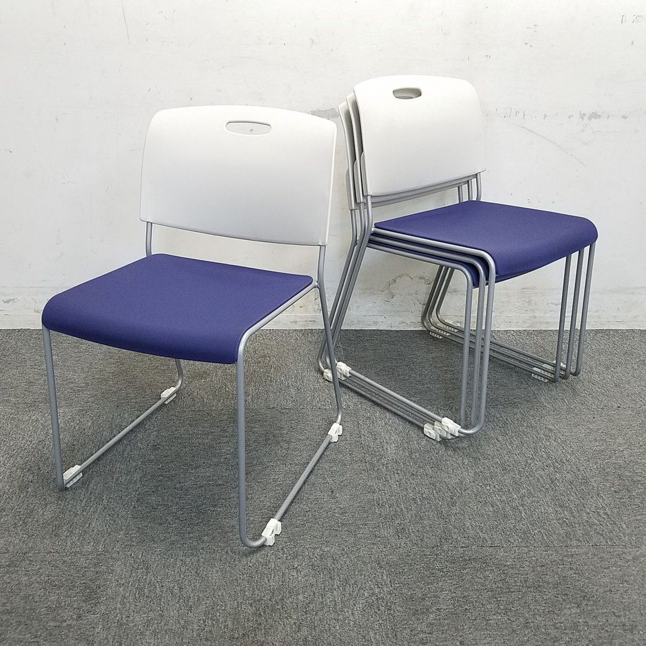 【4脚セット】ウチダ｜軽くて便利な定番スタッキングチェア入荷致しました☆
                        MP-150シリーズ 
                                    中古
            