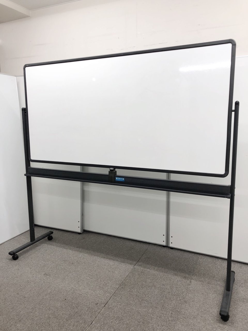 【限定1台入荷！！】自立式【キャスター付き】
                        その他シリーズ
                                    中古
            