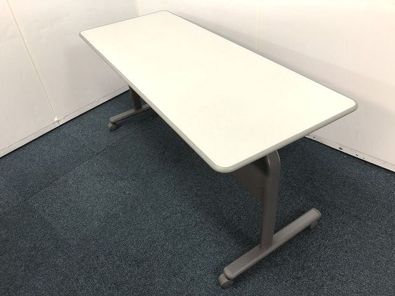 【色々使える便利なスタックテーブルの入荷です！！】■おつとめ品
                        その他シリーズ
                                    中古
            