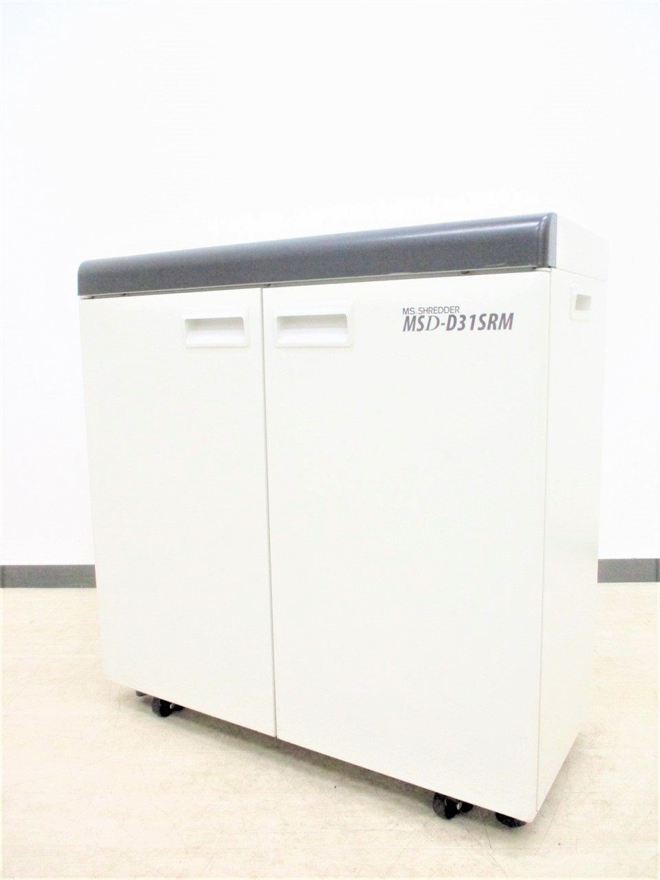 現行型シュレッダー/明光商会製/スパイラルカット/新品時26枚裁断可能で約6~10名ぐらいのオフィスにオススメ！
                        MSDシリーズ 
                                    中古
            